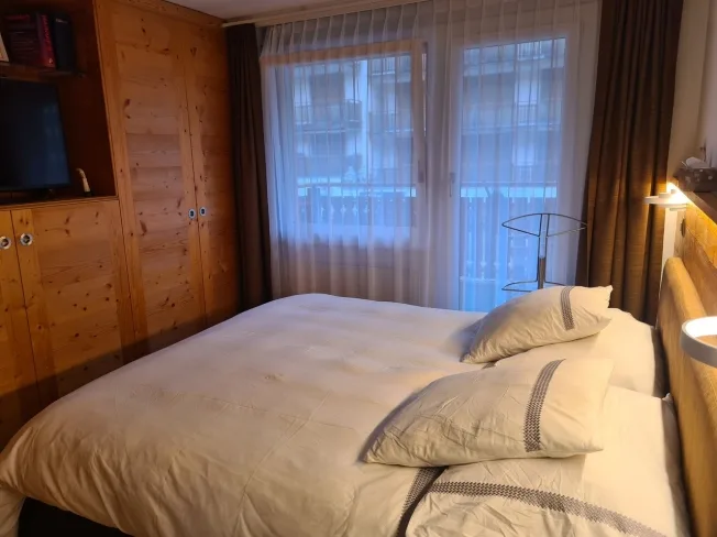Beau 2.5 pces à louer à la saison d'hiver, au centre de Crans
