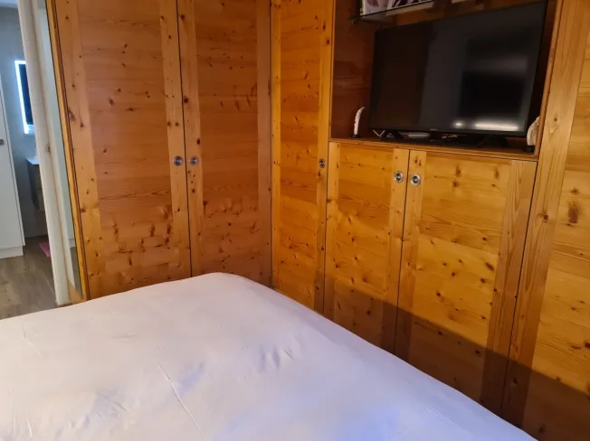 Beau 2.5 pces à louer à la saison d'hiver, au centre de Crans