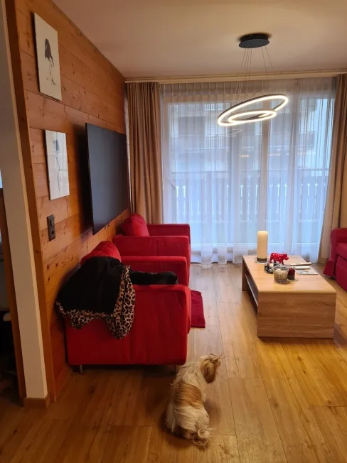 Beau 2.5 pces à louer à la saison d'hiver, au centre de Crans
