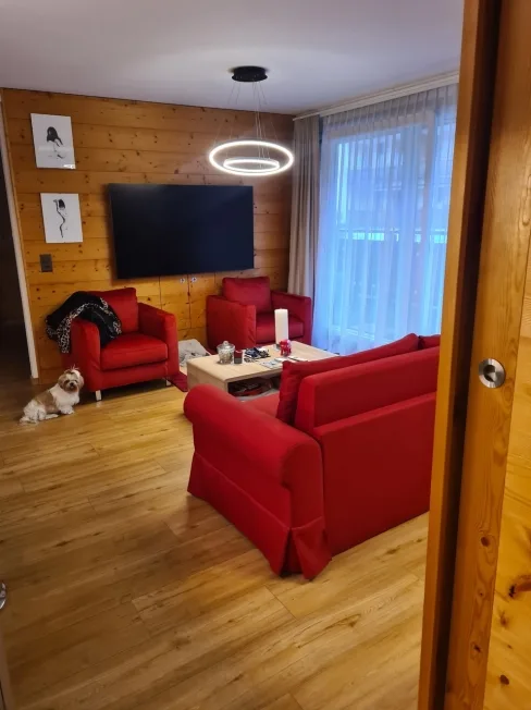 Beau 2.5 pces à louer à la saison d'hiver, au centre de Crans