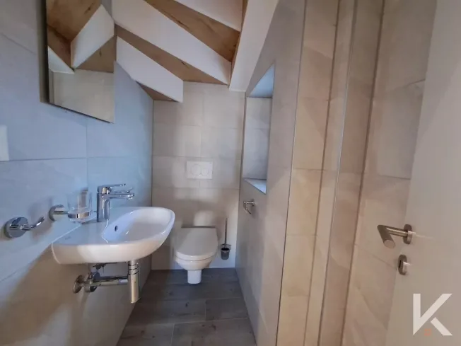 4 Zimmer Wohnung, 3966 Chalais