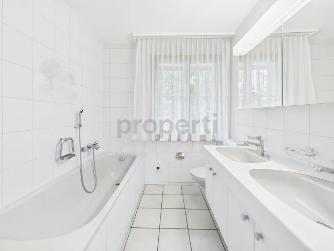 5.5 Zimmer Einfamilienhaus, 4588 Unterramsern