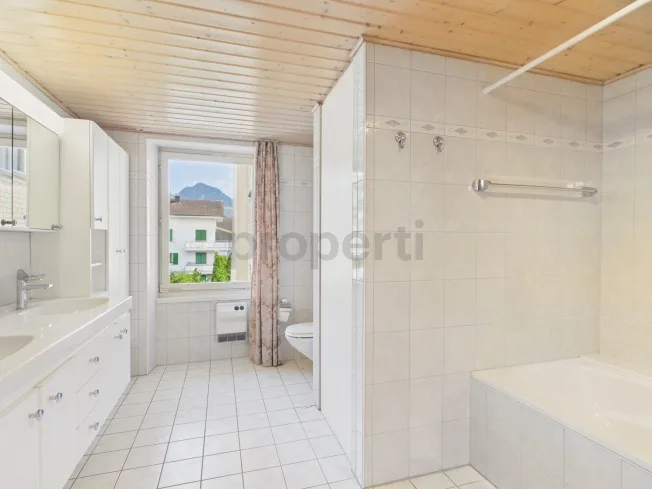 4.5 Zimmer Wohnung, 6353 Weggis