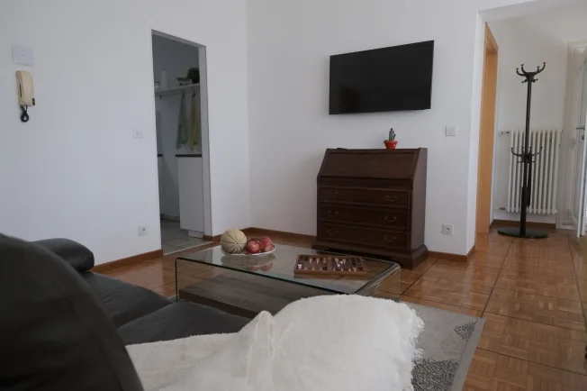 3 Zimmer Wohnung, 6974 Aldesago