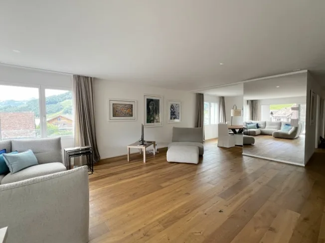 4.5 Zimmer Wohnung, 8844 Euthal
