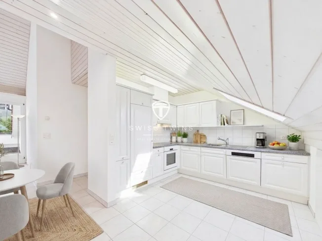 2 Zimmer Wohnung, 8863 Buttikon SZ