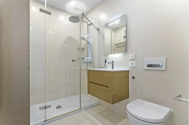 4.5 Zimmer Wohnung, 1009 Pully
