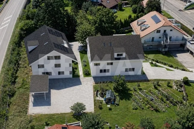 4.5 Zimmer Attikawohnung, 1081 Montpreveyres