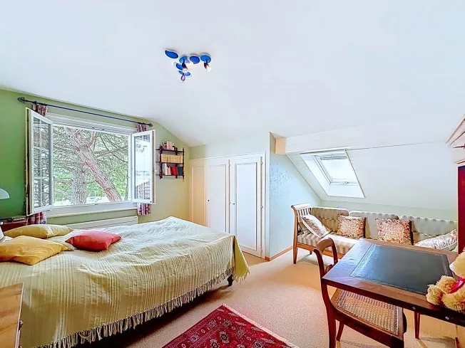 7 Zimmer Einfamilienhaus, 1131 Tolochenaz