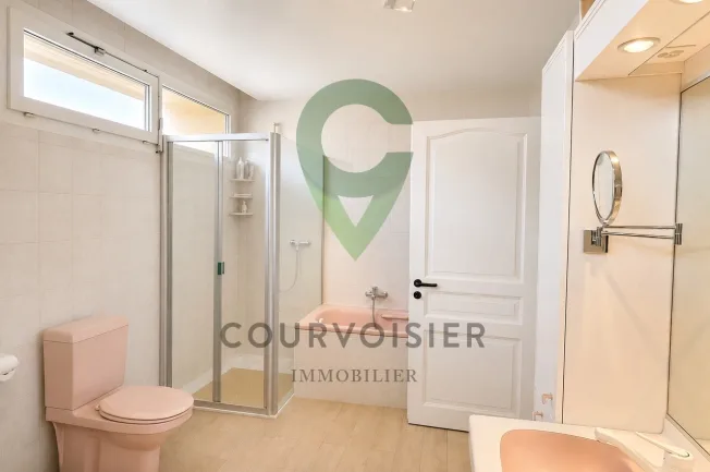 7 Zimmer Einfamilienhaus, 1180 Rolle