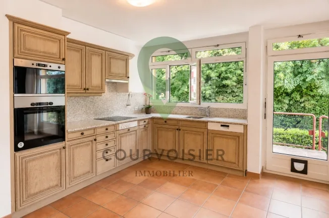 7 Zimmer Einfamilienhaus, 1180 Rolle