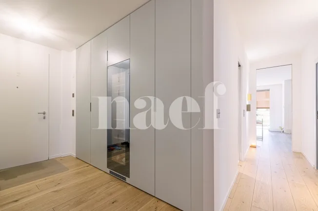 5 Zimmer Wohnung, 1256 Troinex