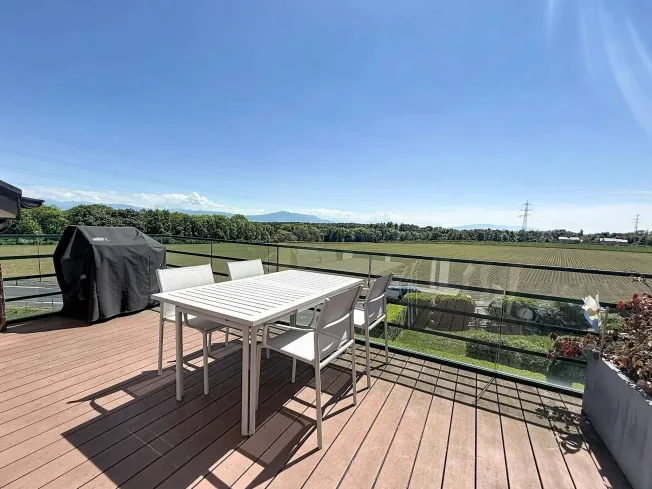 4.5 Zimmer Attikawohnung, 1262 Eysins