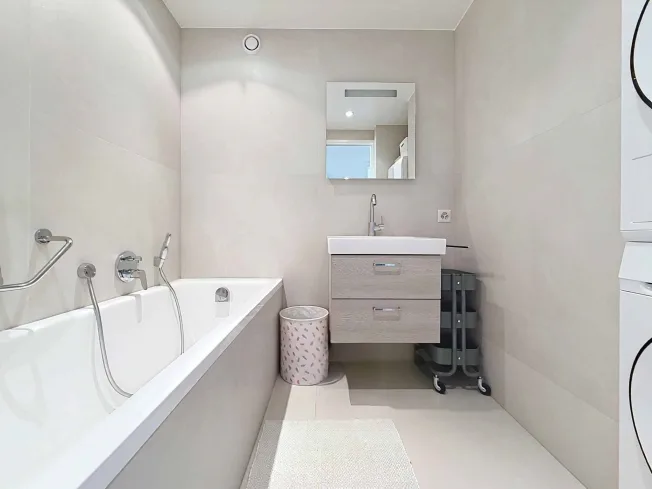 4.5 Zimmer Attikawohnung, 1262 Eysins