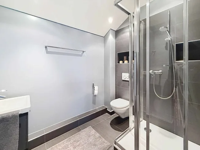 4.5 Zimmer Attikawohnung, 1262 Eysins