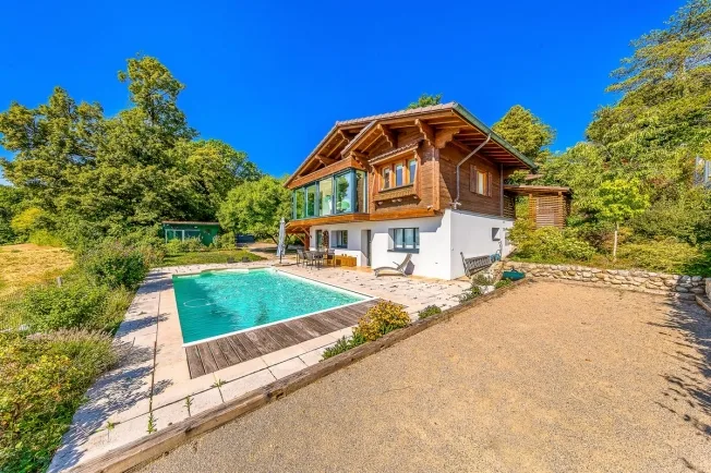 4 Zimmer Einfamilienhaus, 1270 Trélex