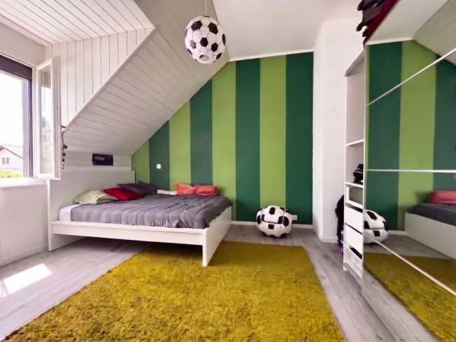 6 Zimmer Attikawohnung, 1400 Yverdon-les-Bains