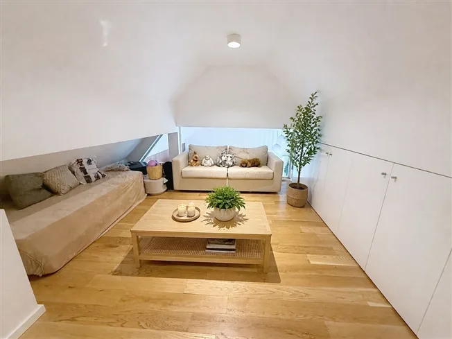 5.5 Zimmer Wohnung, 1580 Avenches
