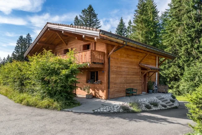 7.5 Zimmer Chalet, 1619 Les Paccots