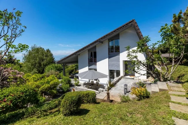 6.5 Zimmer Villa, 1820 Montreux