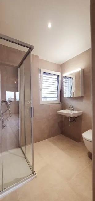 3.5 Zimmer Wohnung, 2206 Les Geneveys-sur-Coffrane