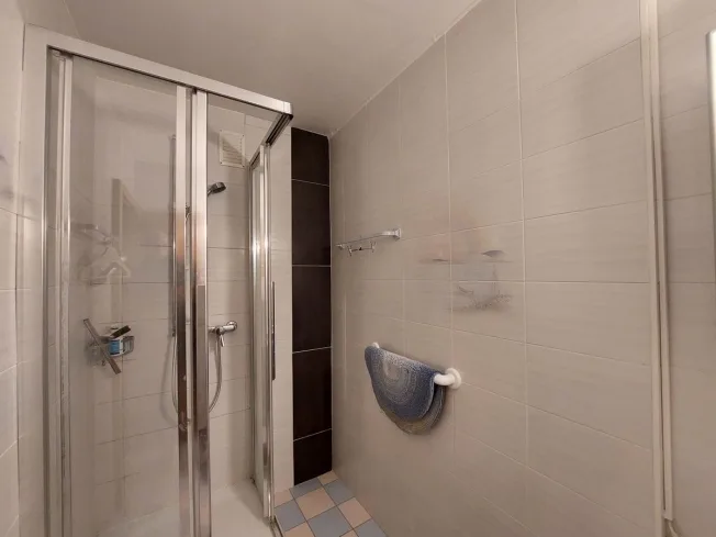 5 Zimmer Wohnung in La Chaux-de-Fonds – foto 7 di 8