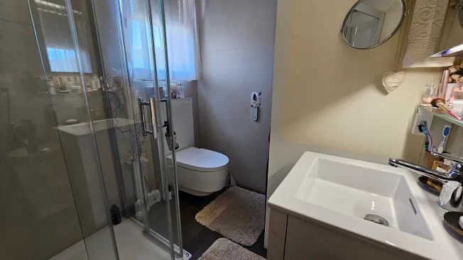 4.5 Zimmer Attikawohnung, 2732 Reconvilier