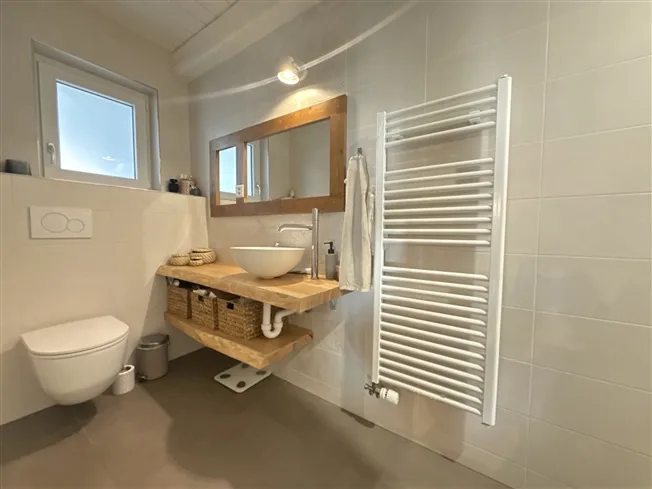 5.5 Zimmer Wohnung, 2762 Roches BE