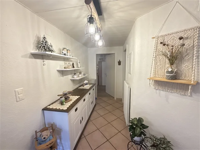 3.5 Zimmer Wohnung, 2762 Roches BE