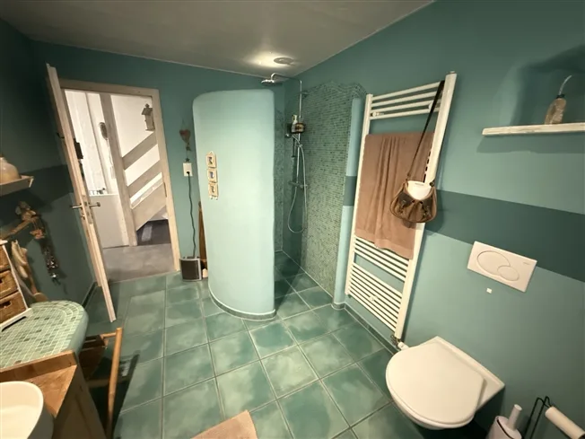 6.5 Zimmer Wohnung, 2762 Roches BE