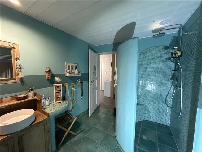 6.5 Zimmer Wohnung, 2762 Roches BE
