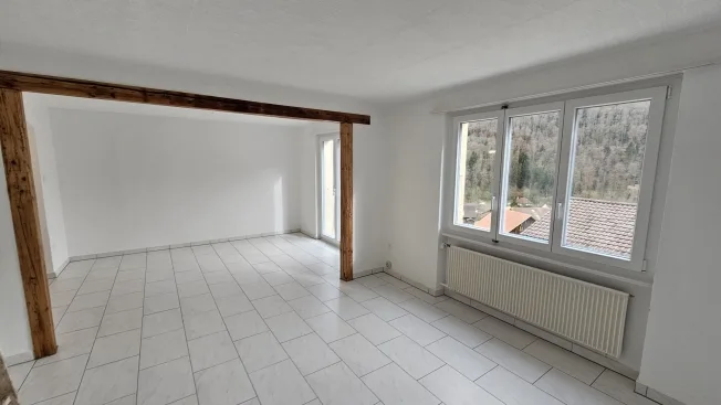 Wohnung, 2762 Roches BE
