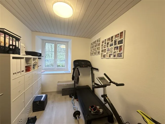 3.5 Zimmer Wohnung, 2762 Roches BE