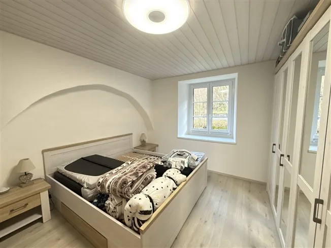 3.5 Zimmer Wohnung, 2762 Roches BE