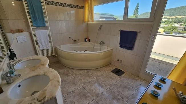 6.5 Zimmer Attikawohnung, 2822 Courroux