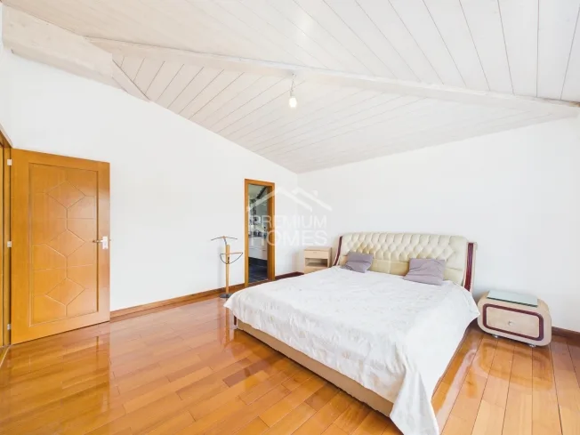 8 Zimmer Einfamilienhaus, 2830 Courrendlin