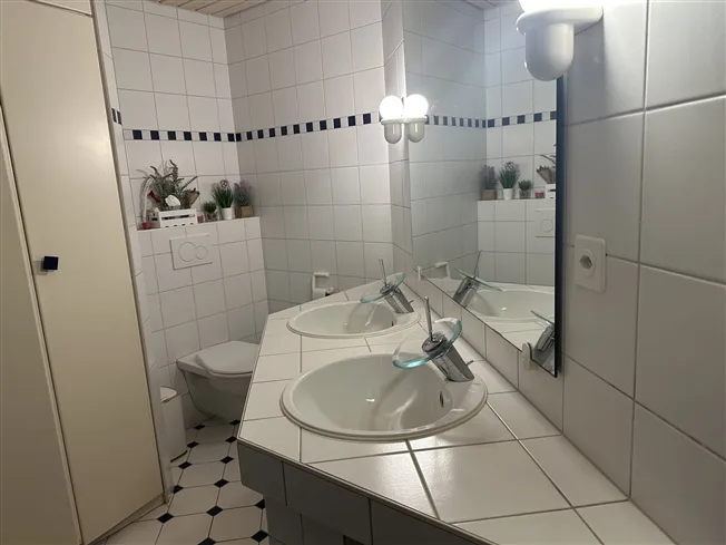 5 Zimmer Attikawohnung, 2852 Courtételle