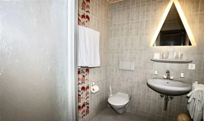 Wohnung, 2935 Beurnevésin