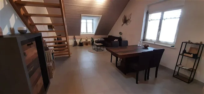 4.5 Zimmer Wohnung, 2942 Alle