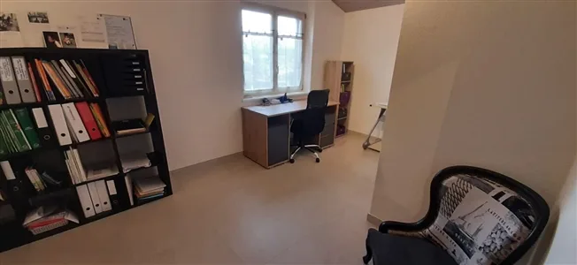 4.5 Zimmer Wohnung, 2942 Alle