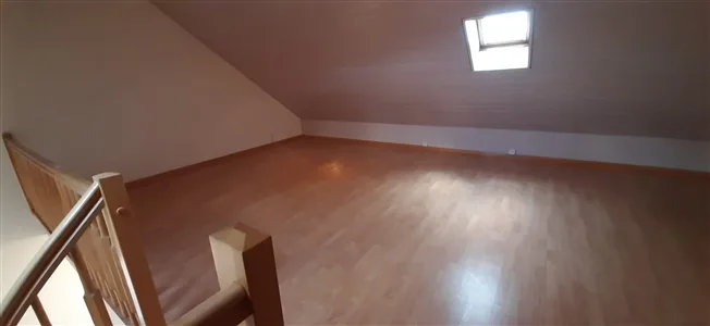 4.5 Zimmer Wohnung, 2942 Alle