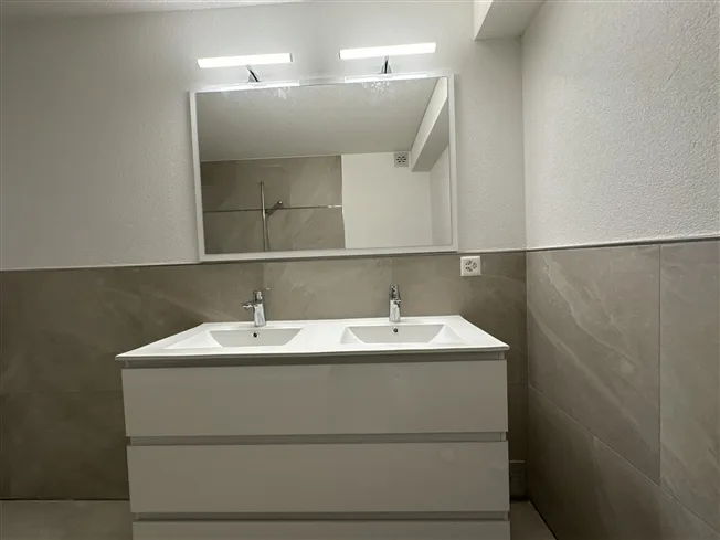 4.5 Zimmer Wohnung, 2942 Alle