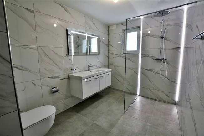 3.5 Zimmer Wohnung, 2950 Courgenay