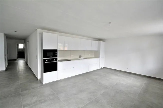 4.5 Zimmer Wohnung, 2950 Courgenay