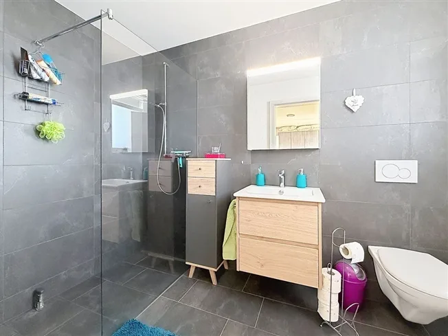 4.5 Zimmer Attikawohnung, 3236 Gampelen
