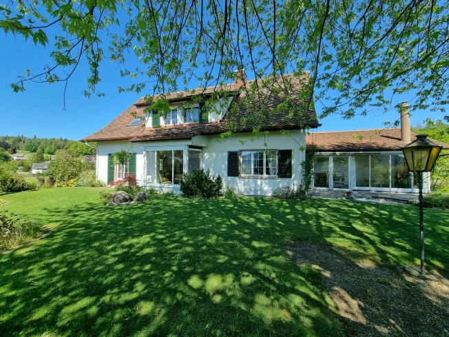 8.5 Zimmer Landhaus, 5734 Reinach AG