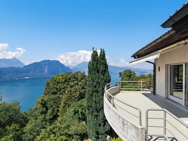 5.5 Zimmer Einfamilienhaus, 6353 Weggis