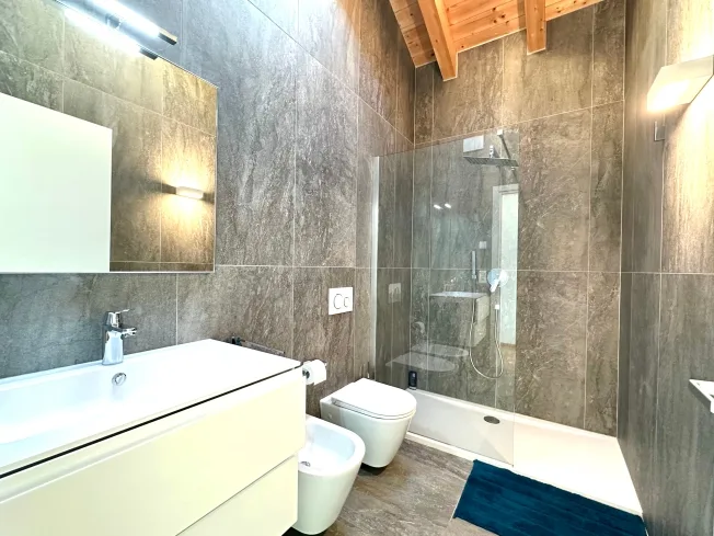 5.5 Zimmer Villa, 6535 Roveredo GR