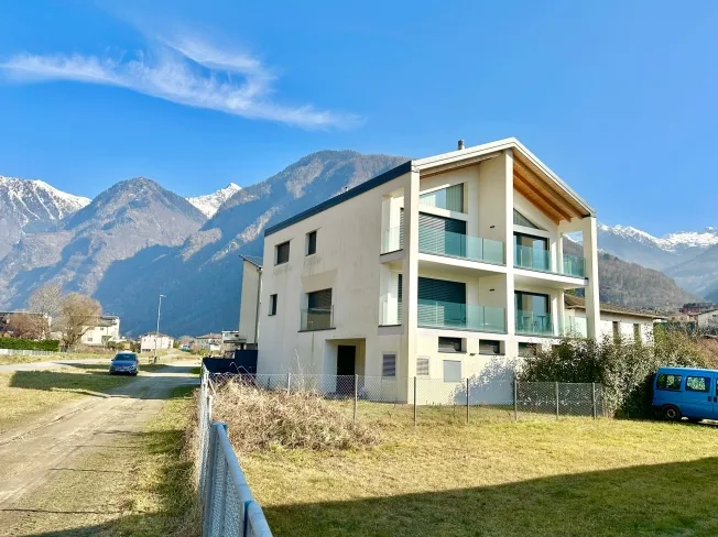 5.5 Zimmer Villa, 6535 Roveredo GR