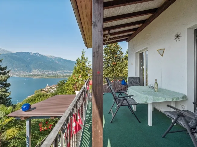 4 Zimmer Einfamilienhaus, 6574 Vira (Gambarogno)